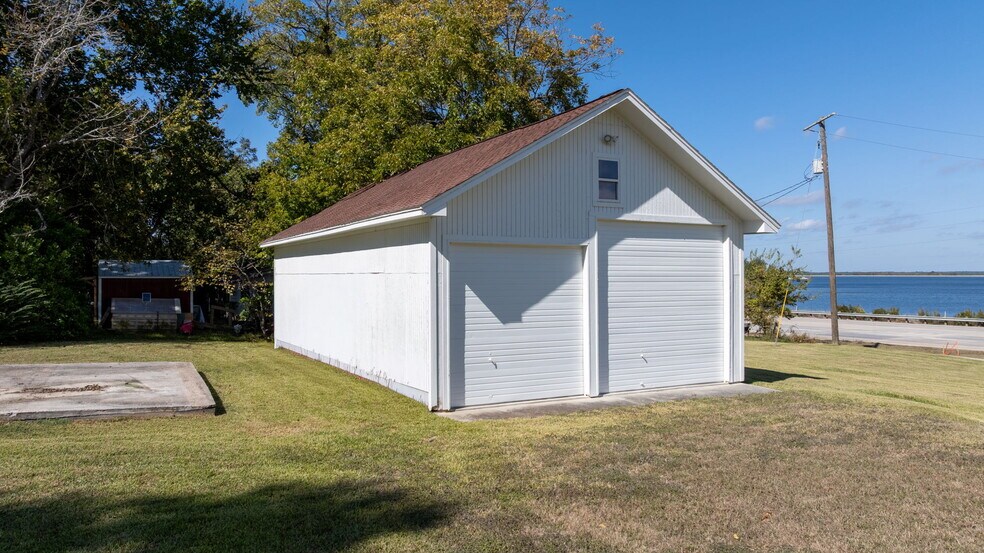 More Photos Of 12159 FM 1097 Rd W, Willis Office For Sale