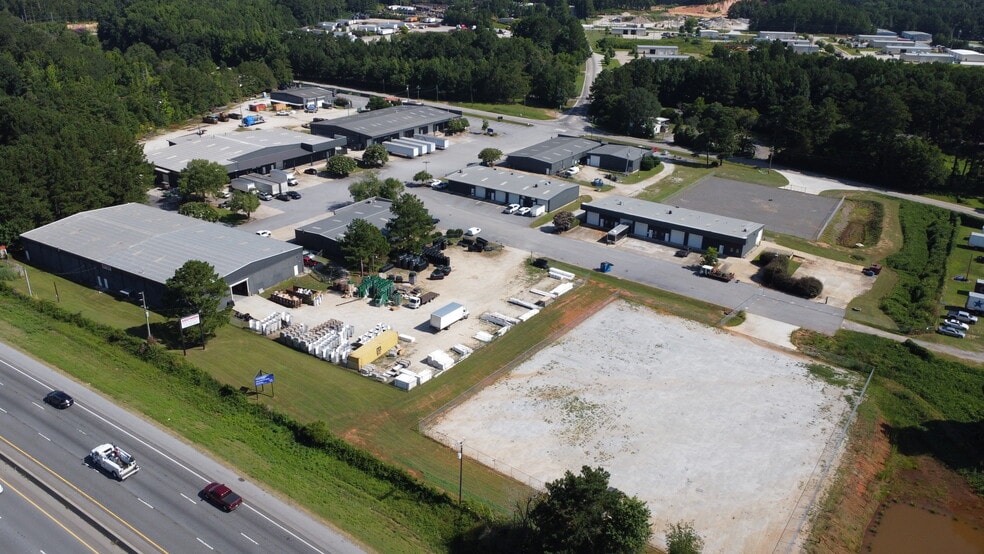 More Photos Of 10371 Old Atlanta Hwy, Covington Unknown For Lease