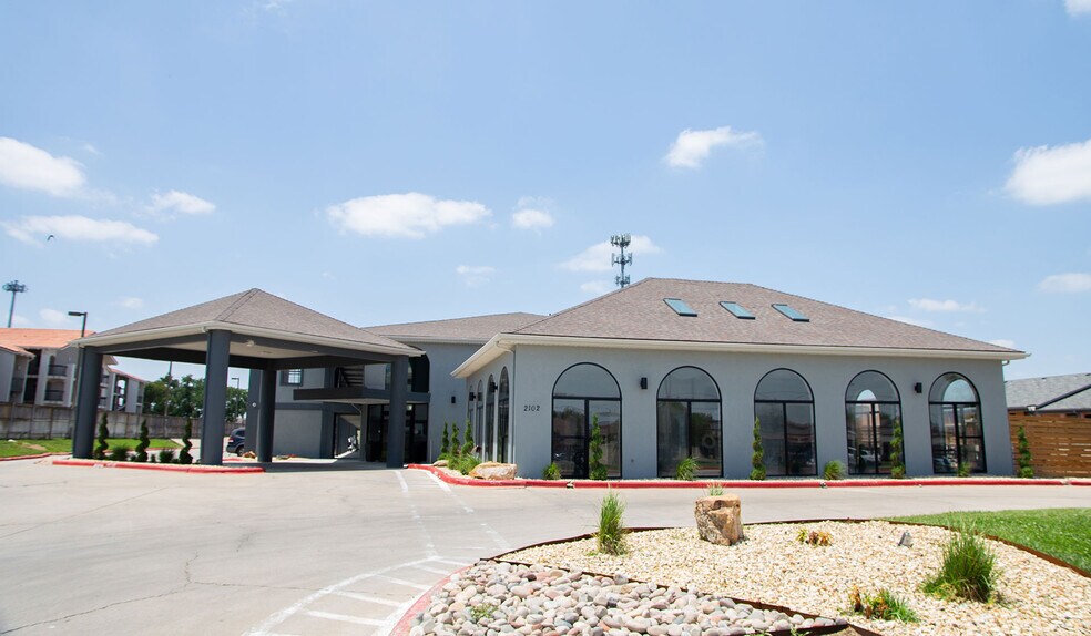More Photos Of 2102 S Coulter St, Amarillo Hotel For Sale