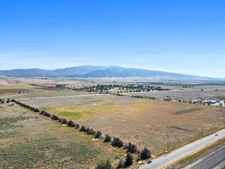 More Photos Of 0 Stiekman St, Tehachapi Land For Sale