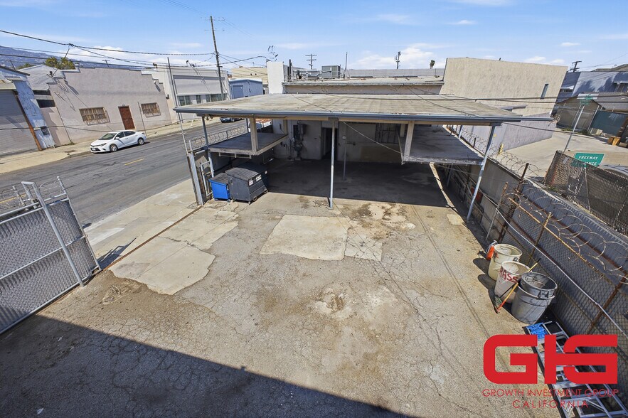 More Photos Of 2020 S Mesa St, San Pedro Industrial For Sale