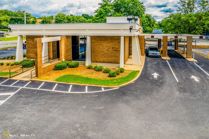 More Photos Of 3019 Buford Hwy, Atlanta Bank For Sale