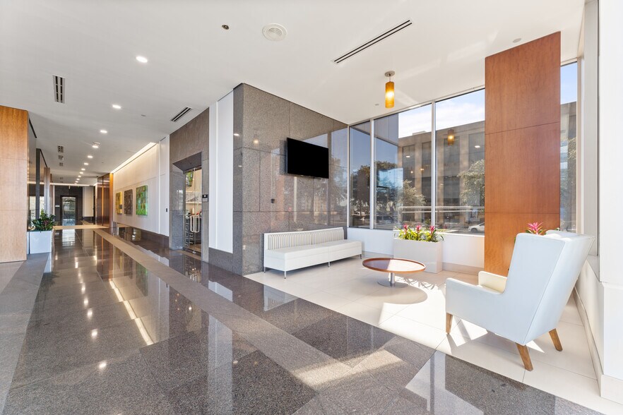 More Photos Of 10000 N Central Expy, Dallas Office Residential For Lease