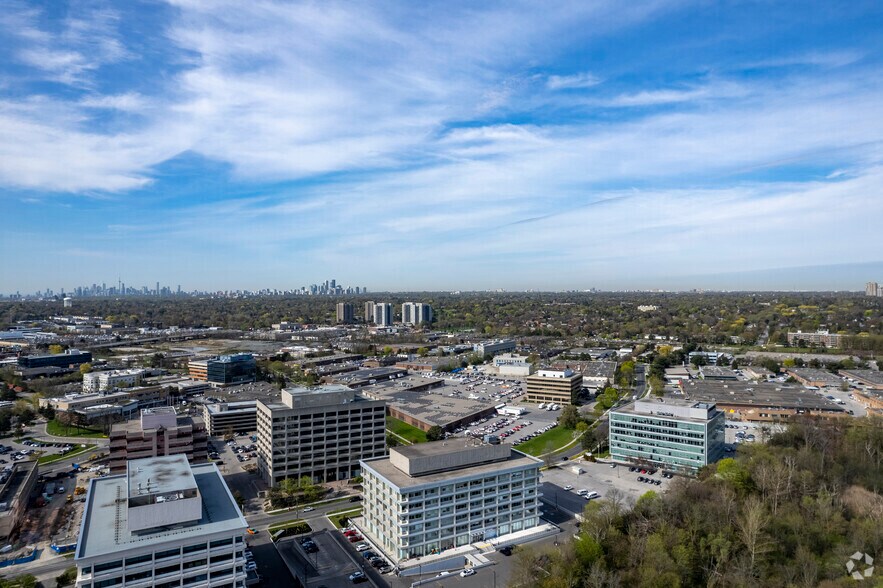 More Photos Of 220 Duncan Mill Rd, Toronto Office For Sale