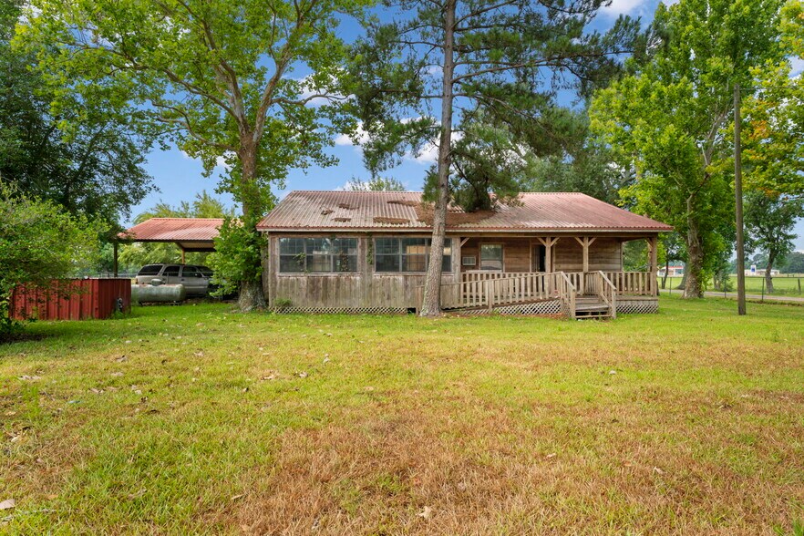 More Photos Of 14630 Hwy 105, Cleveland Land For Sale