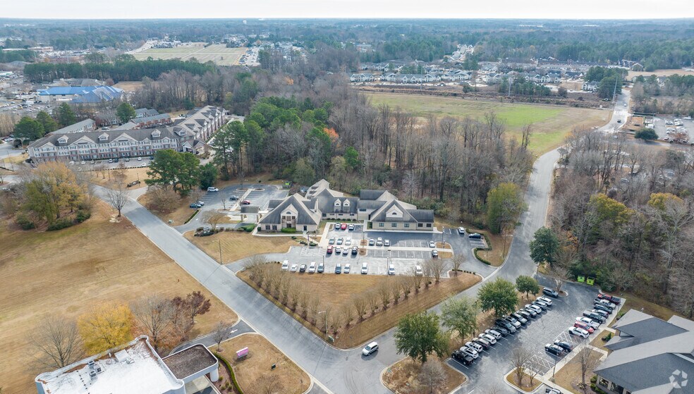 More Photos Of 905 Johns Hopkins Dr, Greenville Medical For Sale