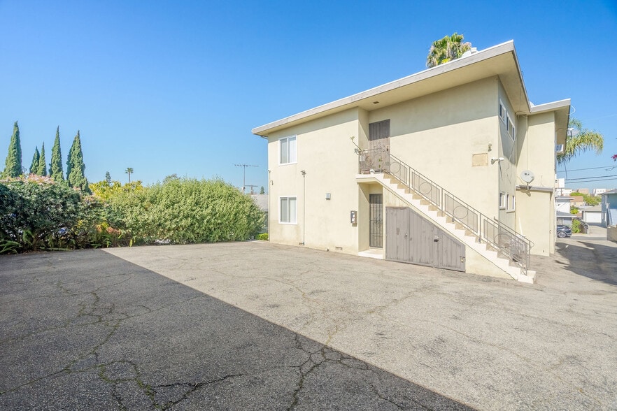 More Photos Of 612 Aerick St, Inglewood Apartments For Sale