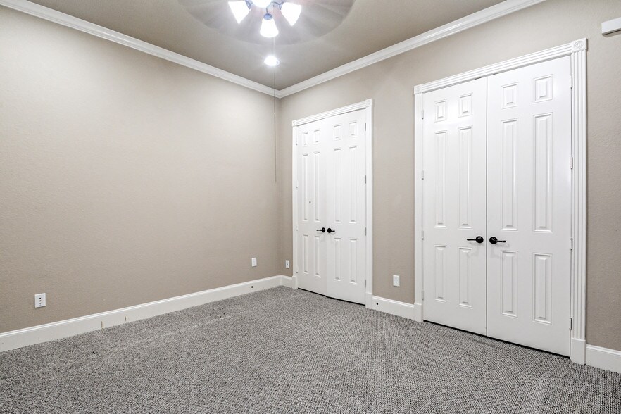 More Photos Of 1828 Snake River Rd, Katy Medical For Sale