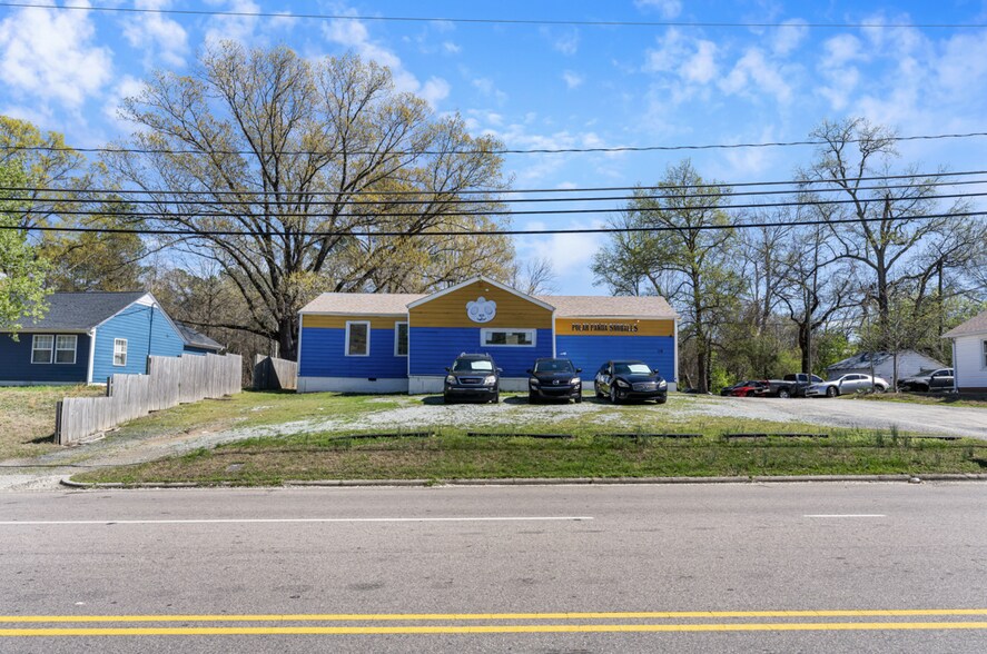 More Photos Of , Durham Unknown For Sale