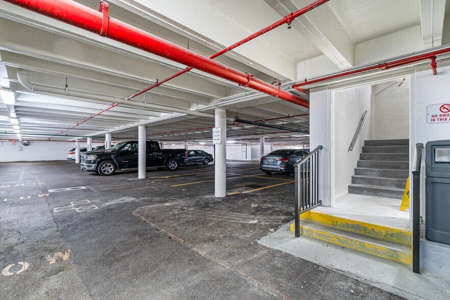 More Photos Of 2455 E Sunrise Blvd, Fort Lauderdale Loft Creative Space For Sale