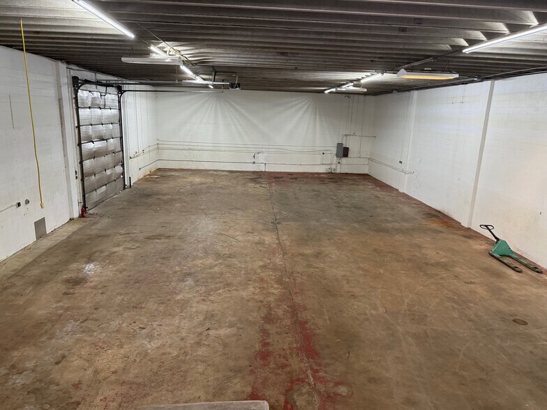 More Photos Of 2095 Silver Star Rd, Titusville Industrial For Sale