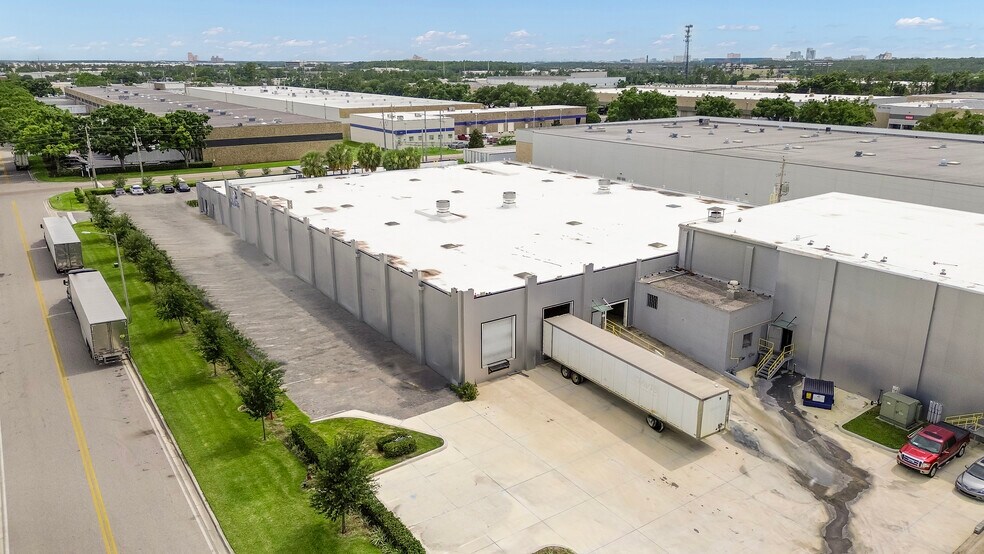 Primary Photo Of 2441 Viscount Row, Orlando Warehouse For Lease