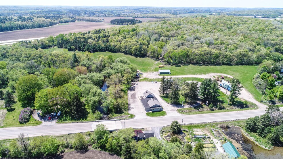 More Photos Of 141 County Road Kk, Amherst Restaurant For Sale