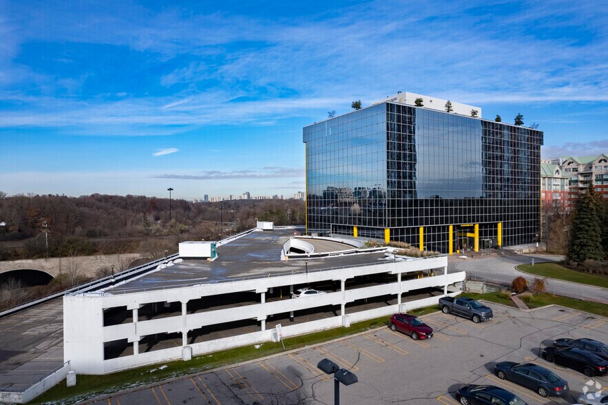 More Photos Of 12 Concorde Pl, Toronto Office For Lease