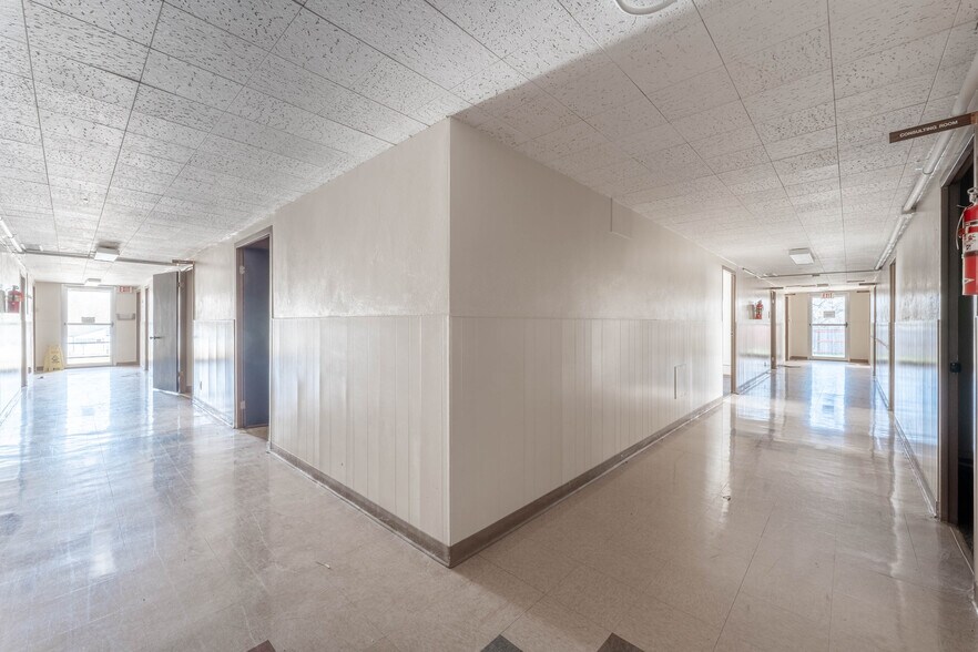 More Photos Of 3600 Caddo St, Greenville Medical For Sale