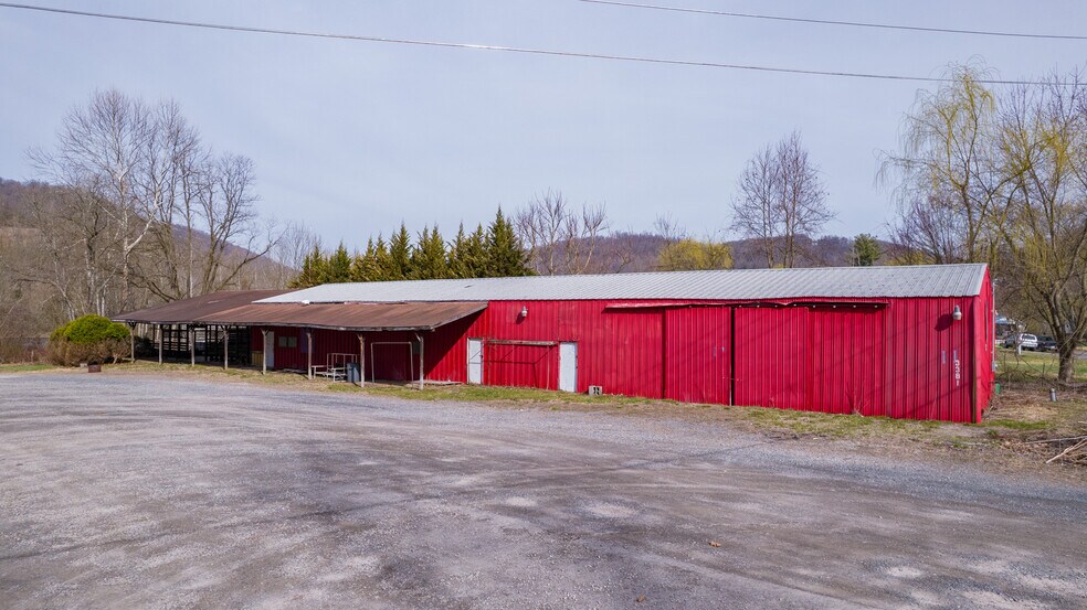 More Photos Of 3381 N Preston Hwy, Albright Warehouse For Sale