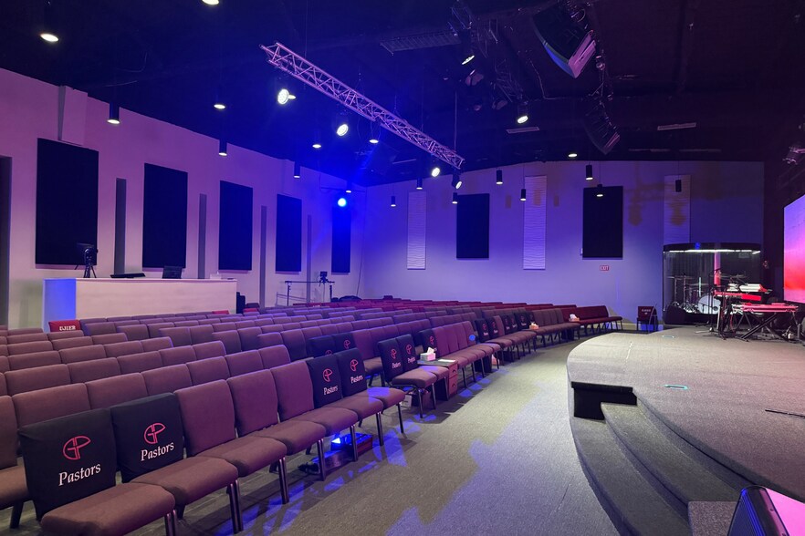 More Photos Of 17603 French Rd, Houston Religious Facility For Sale