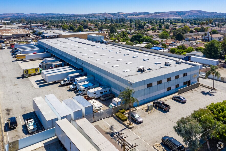 More Photos Of 1260 E Phillips Blvd, Pomona Distribution For Lease