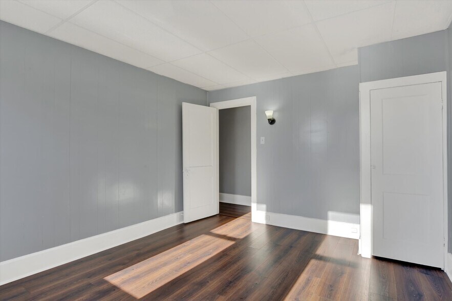 More Photos Of 33 S 18th St, Harrisburg Apartments For Sale