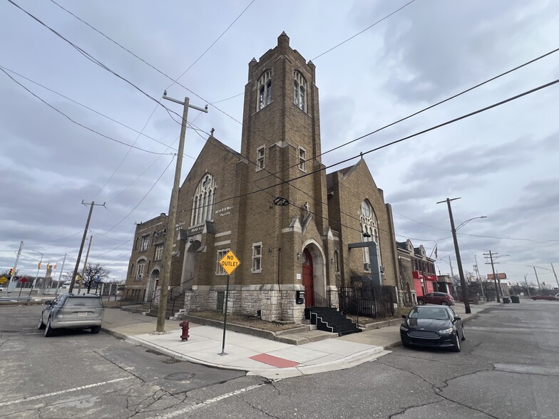 More Photos Of 9500 Stoepel St, Detroit Religious Facility For Sale