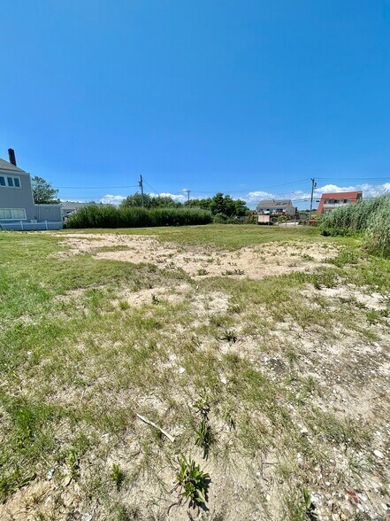 More Photos Of 52 Browns River Rd, Sayville Land For Sale