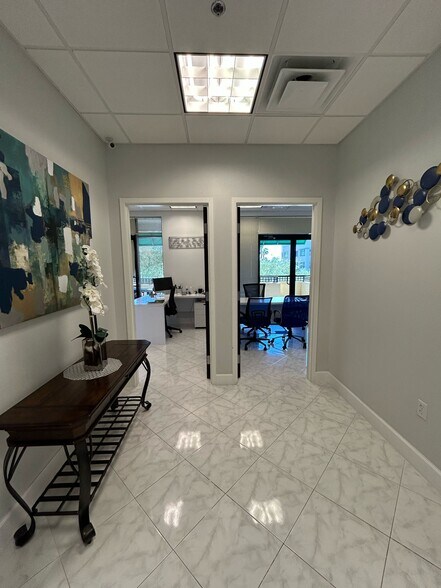 More Photos Of 13564 Village Park Dr, Orlando Unknown For Lease