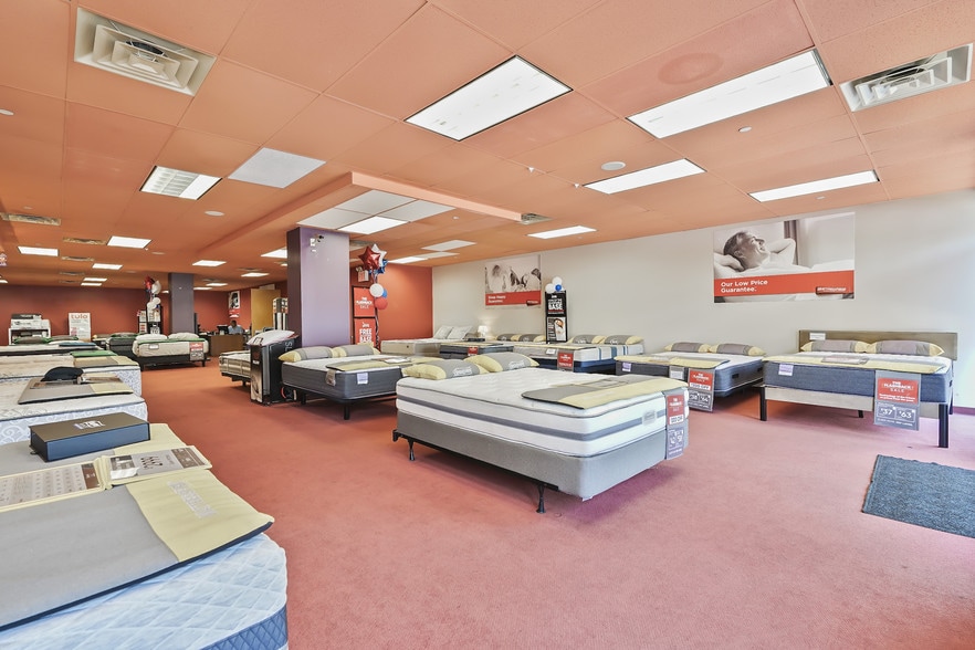 More Photos Of 3538 Junction Blvd, Corona Apartments For Sale