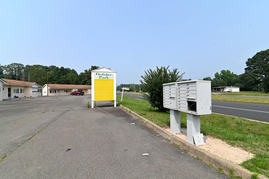 More Photos Of 12302 James Madison Pky, King George Freestanding For Sale