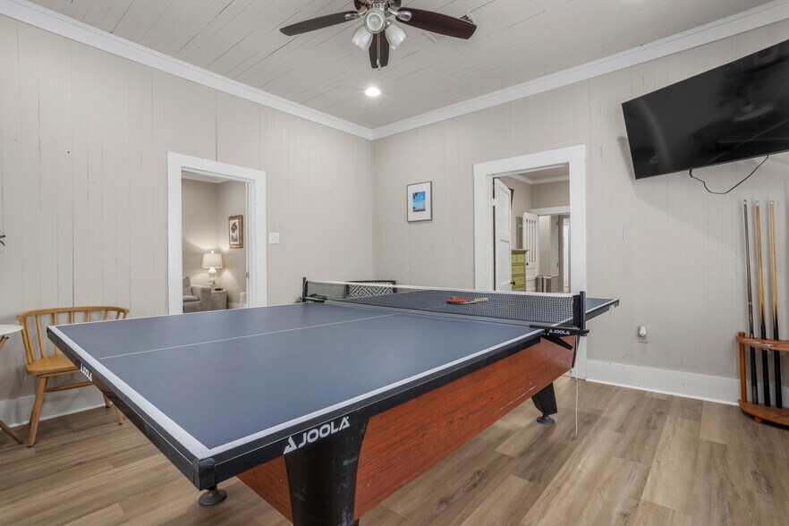 More Photos Of 1705 Government St, Ocean Springs Office For Sale