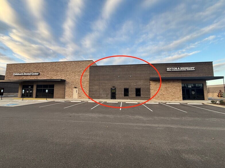 More Photos Of 5739 Airline Rd, Arlington Medical For Lease