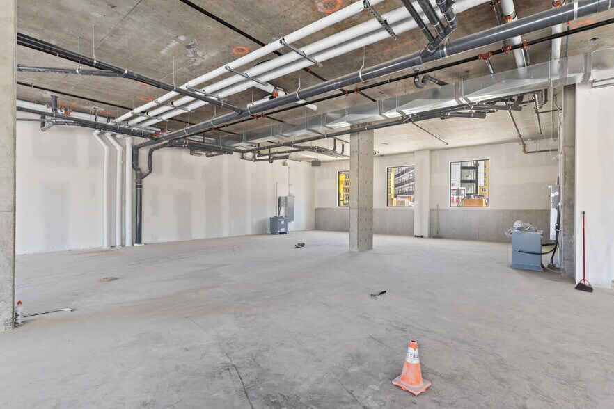 More Photos Of 2241 Springfield rd, Kelowna General Retail For Lease