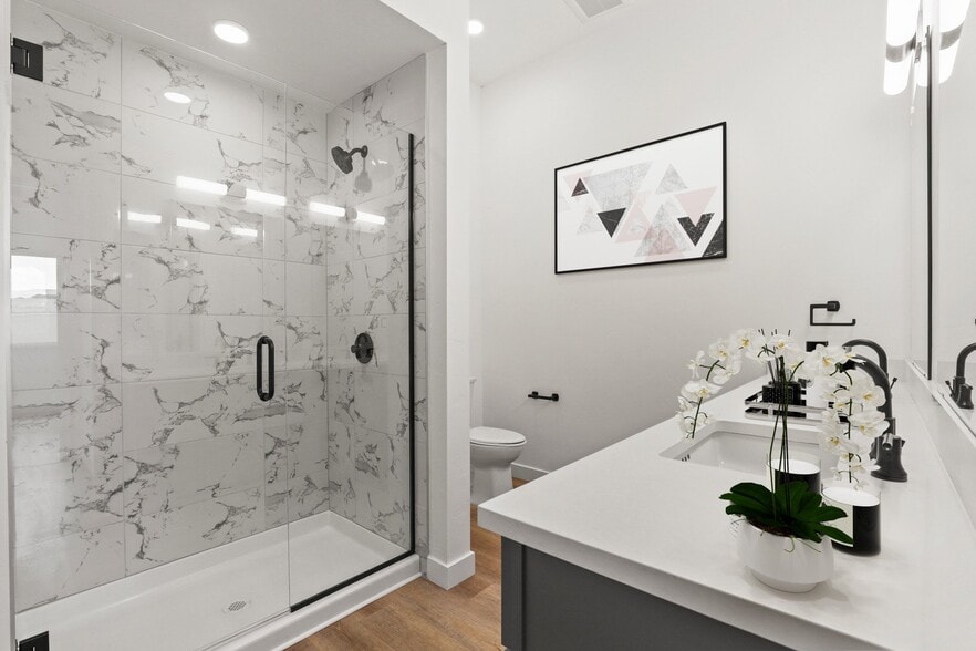 More Photos Of 1775 S Pearl St, Denver Apartments For Sale