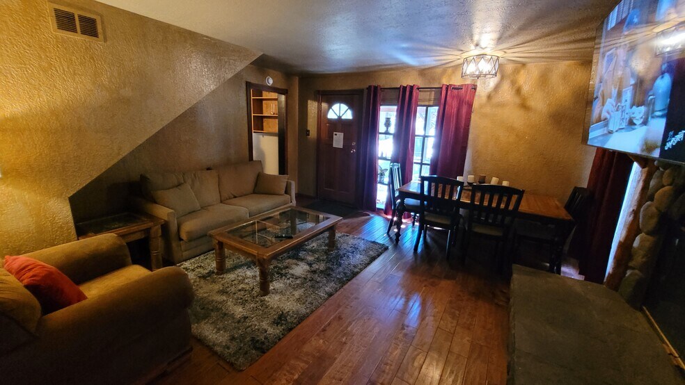 More Photos Of 42268 Moonridge Rd, Big Bear Lake Hospitality For Sale