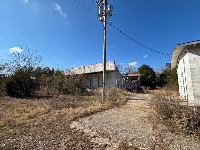 More Photos Of 735 & 755 Sprinkle Ave, Orangeburg General Retail For Sale