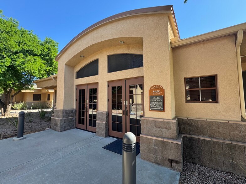 More Photos Of 8422 E Shea Blvd, Scottsdale Medical For Lease