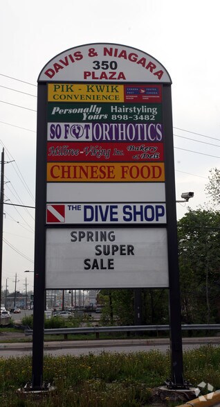 More Photos Of 350 Davis Dr, Newmarket Storefront Retail Office For Lease