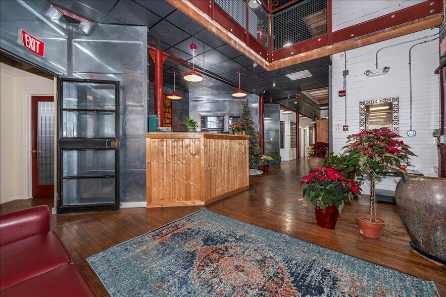 More Photos Of 47 E All Saints St, Frederick Loft Creative Space For Sale