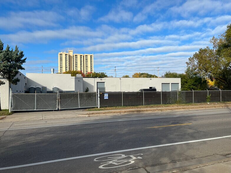 More Photos Of 3101 N 2nd St, Minneapolis Manufacturing For Lease