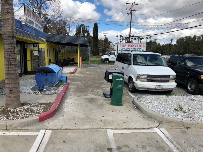 More Photos Of 17941 Grand Ave, Lake Elsinore Convenience Store For Lease