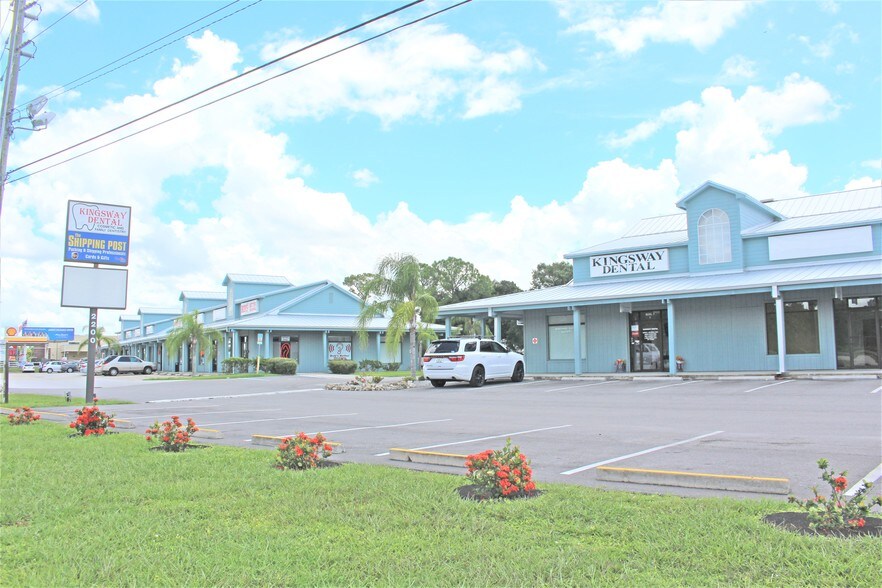 More Photos Of 2200 Kings Hwy, Port Charlotte General Retail For Lease