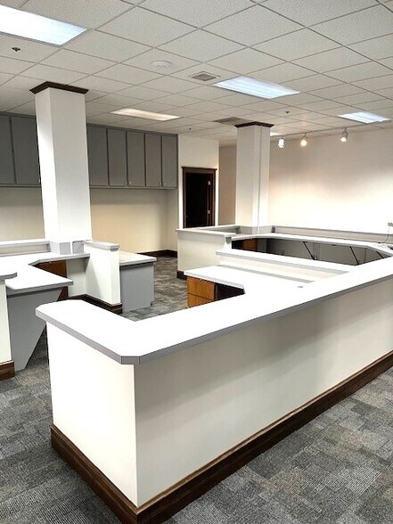 More Photos Of 205 Washington St, Burlington Office For Lease