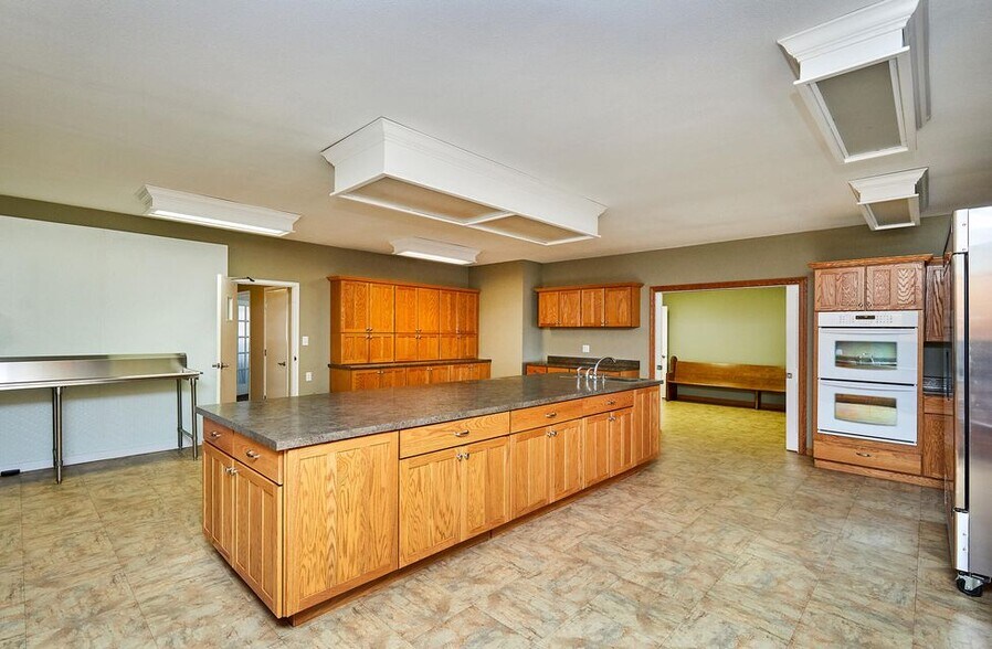 More Photos Of 22952 141st Dr, Bouton Religious Facility For Sale