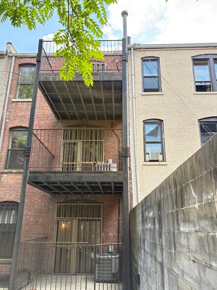 More Photos Of 571 W 183rd St, New York Office For Lease