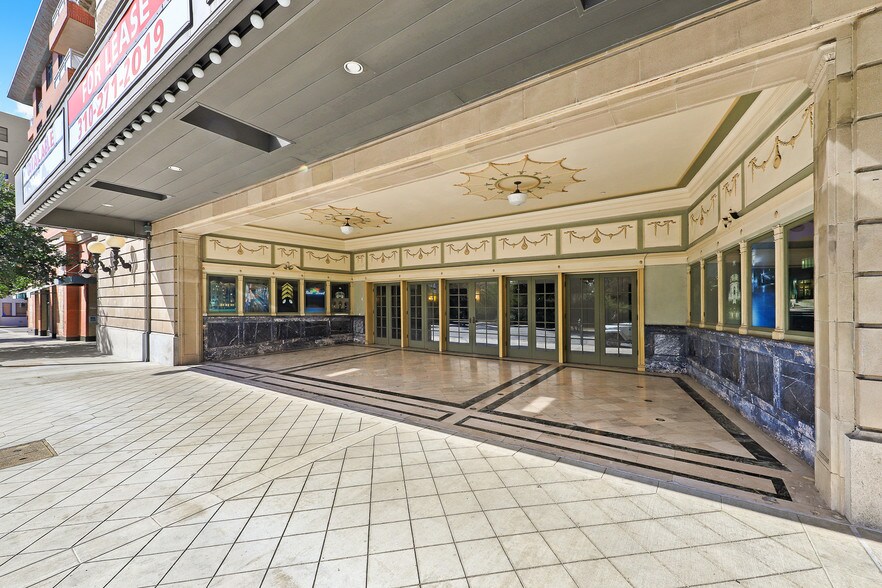 More Photos Of 125-129 N Raymond Ave, Pasadena Loft Creative Space For Lease