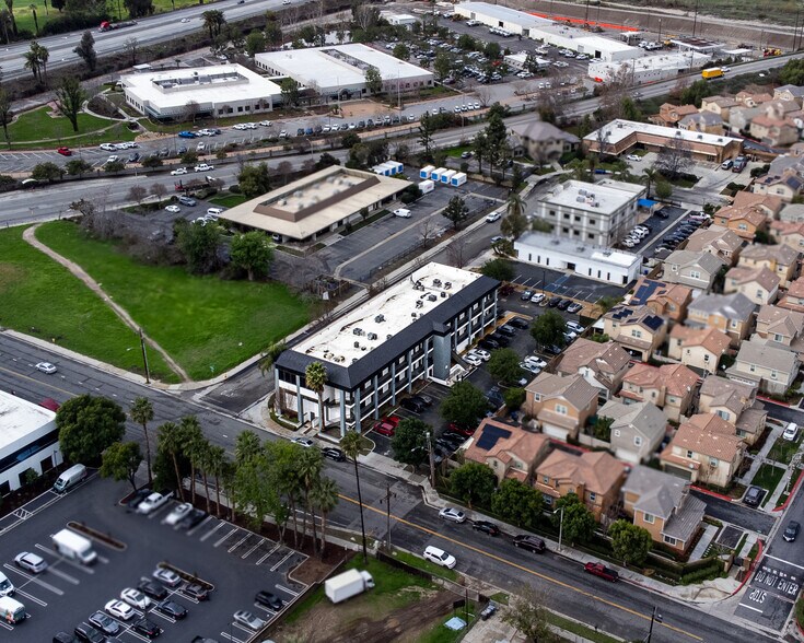 More Photos Of 4505 Allstate Dr, Riverside Office Residential For Sale