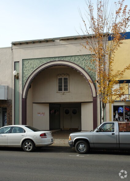 More Photos Of 644 Main St, Lebanon Storefront Retail Office For Sale