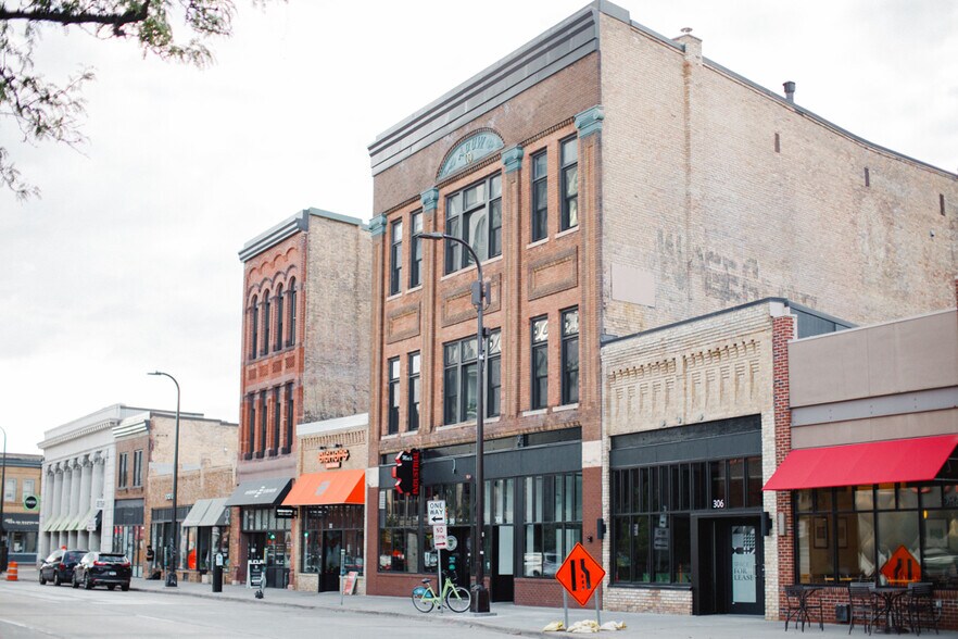 More Photos Of 308-310 E Hennepin Ave, Minneapolis Loft Creative Space For Lease