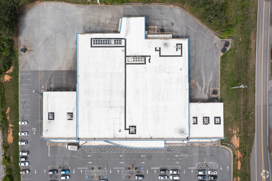 More Photos Of 1512 Red Bud Rd, Calhoun General Retail For Lease