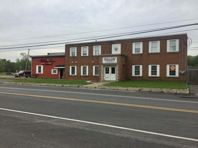 More Photos Of 1426 W River Rd, Waterloo Township Apartments For Lease