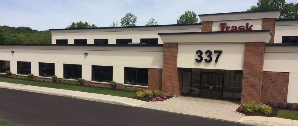 More Photos Of 337 Turnpike Rd, Southborough Research And Development For Lease